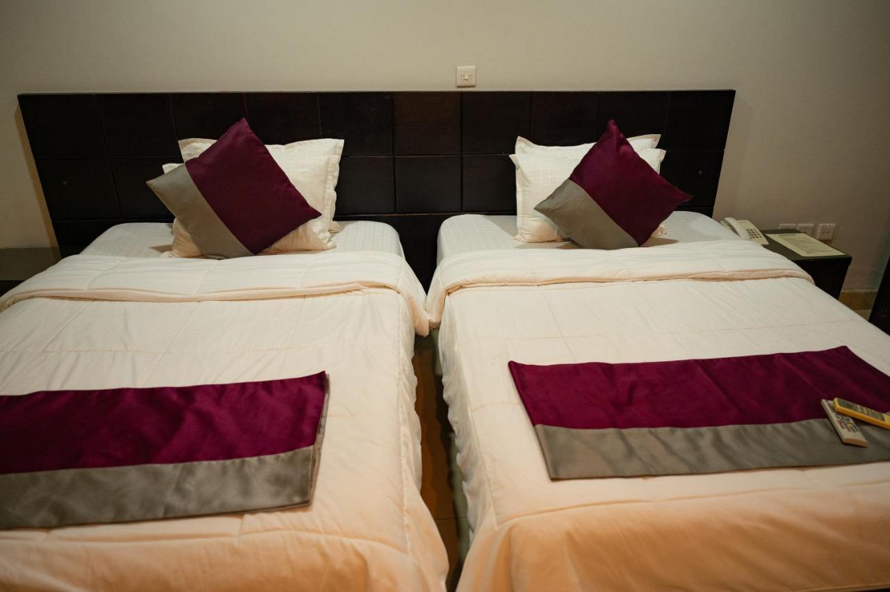 Korkdam Hotel Taifa エクステリア 写真