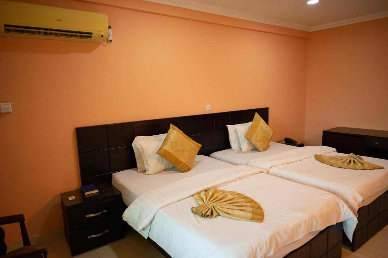 Korkdam Hotel Taifa エクステリア 写真