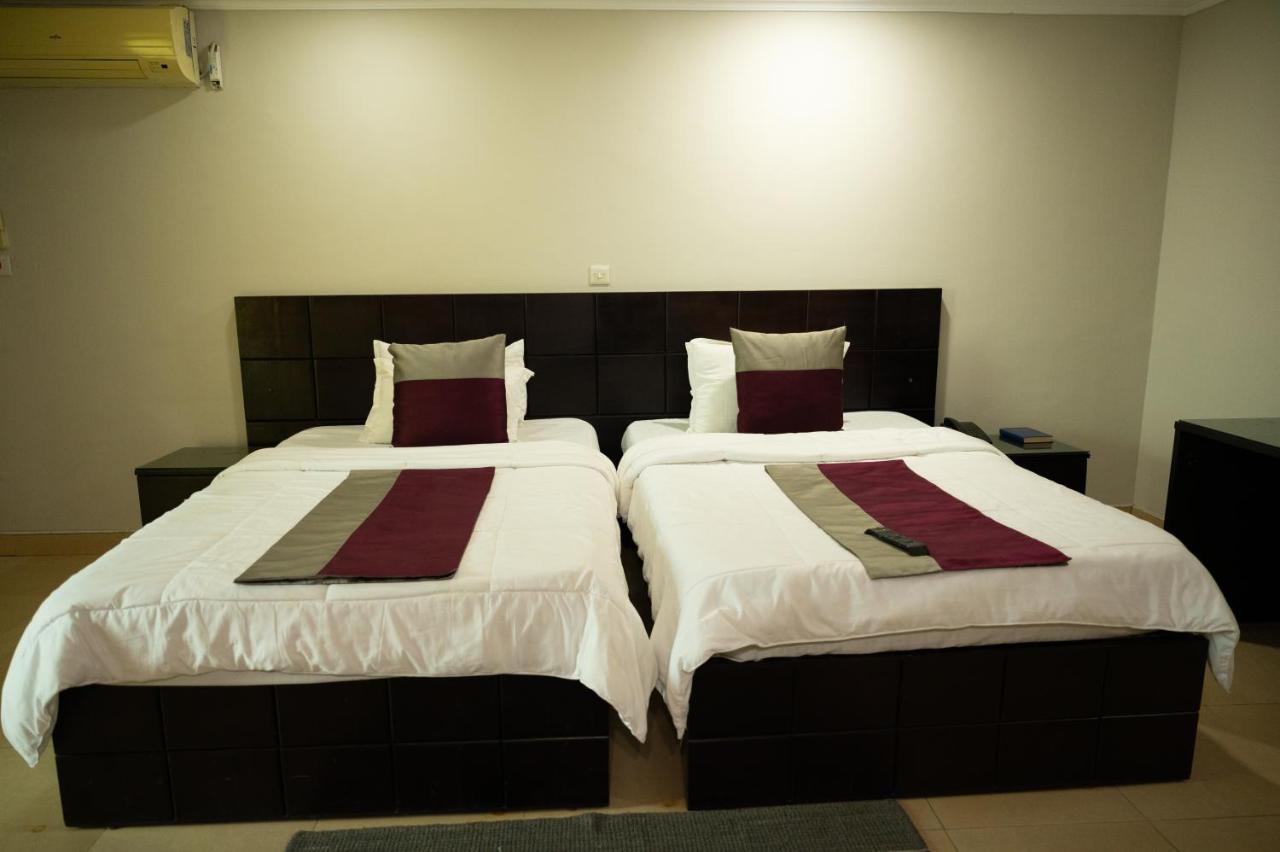 Korkdam Hotel Taifa エクステリア 写真