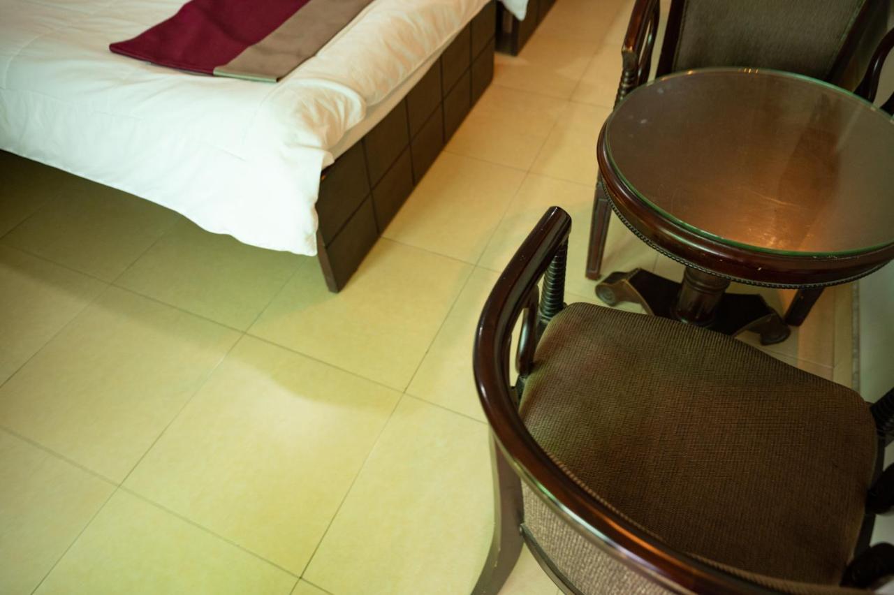 Korkdam Hotel Taifa エクステリア 写真